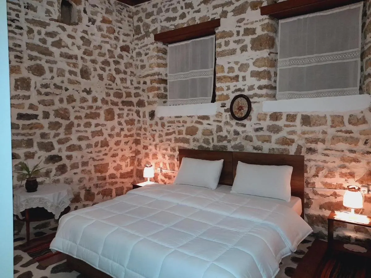 Hostal Gorica'S Bridge Hotel Berat Albania