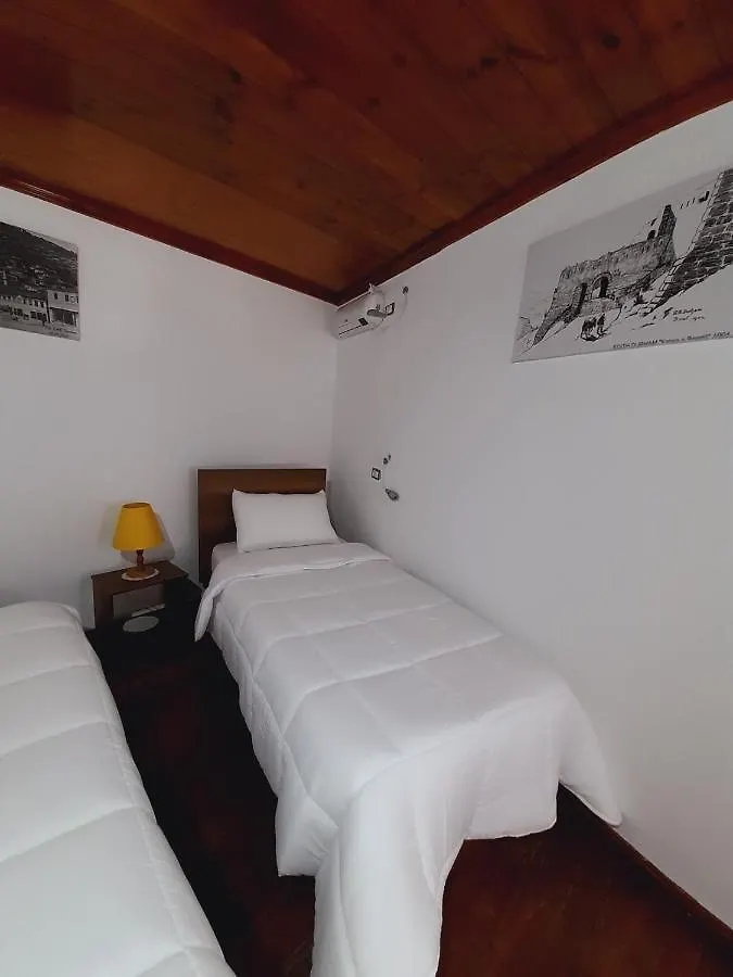 Gorica'S Bridge Hotel Berat 0*,