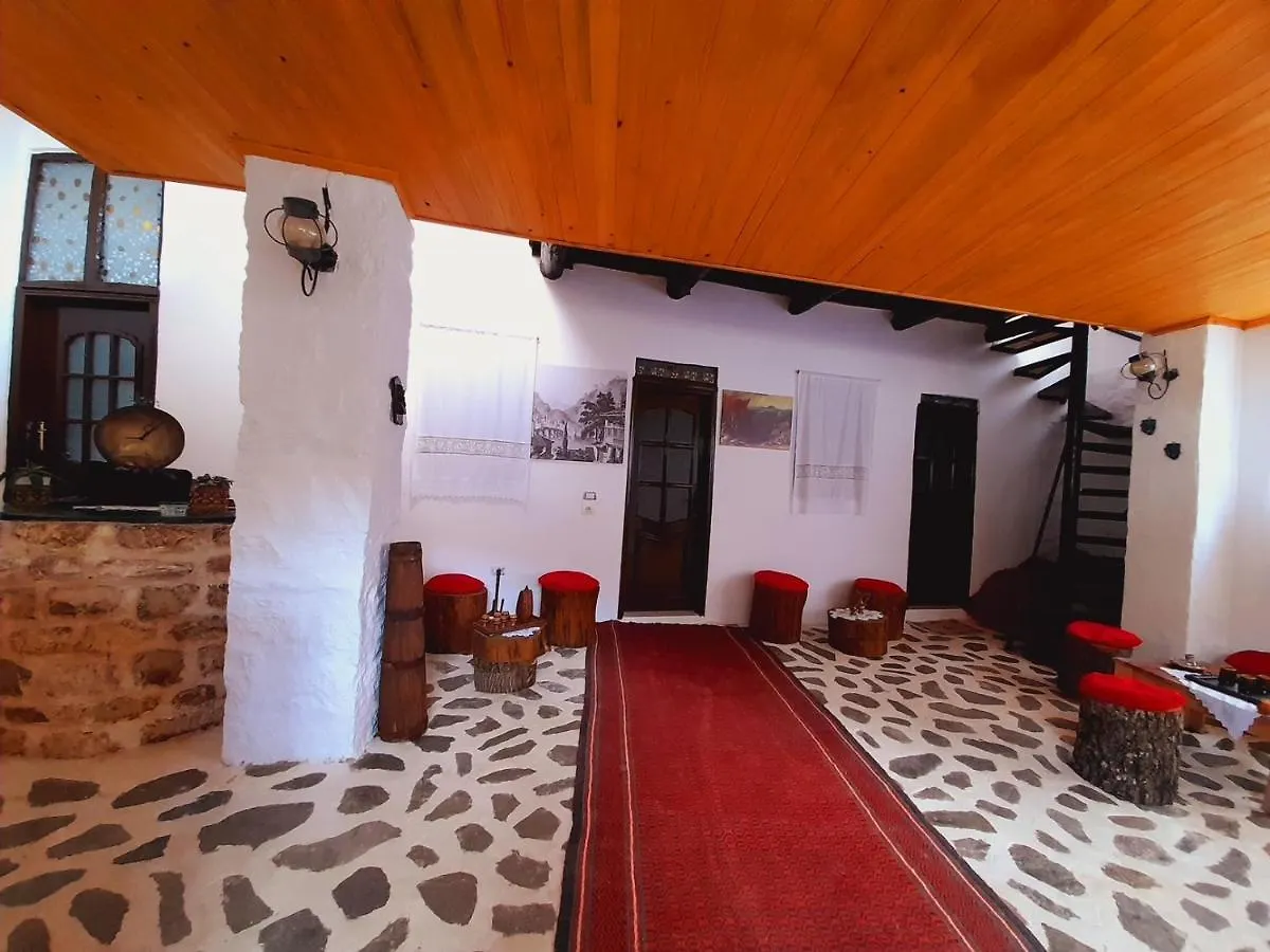 Hostal Gorica'S Bridge Hotel Berat Albania
