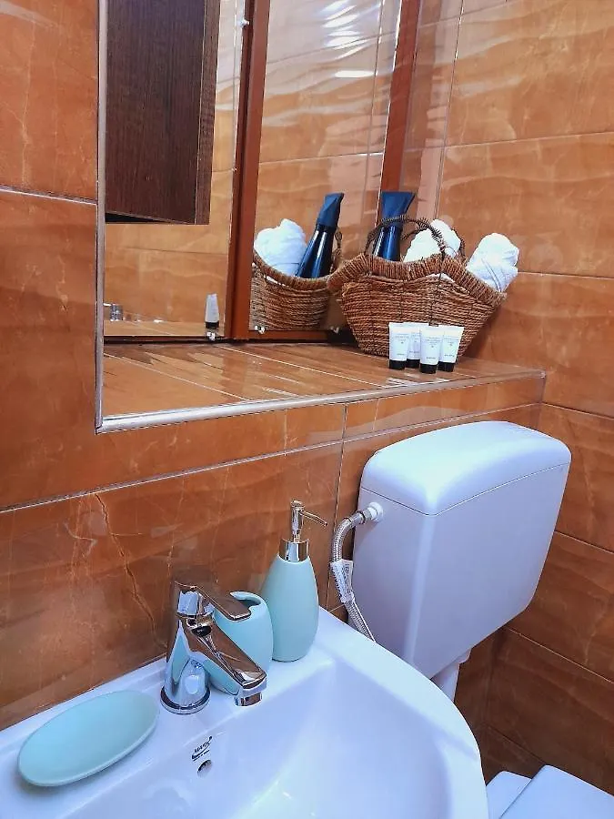 Gorica'S Bridge Hotel Berat