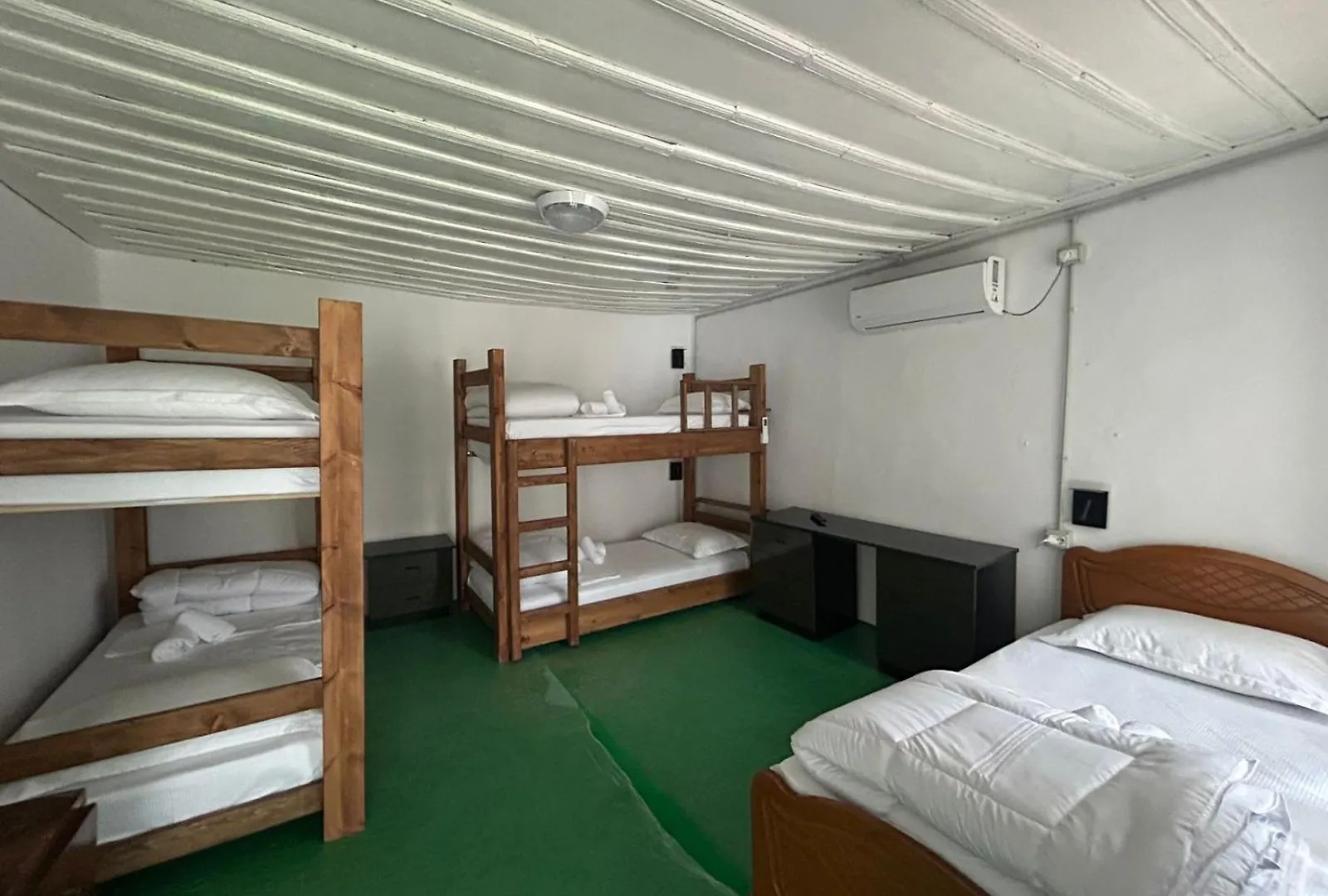 Gorica'S Bridge Hotel Berat