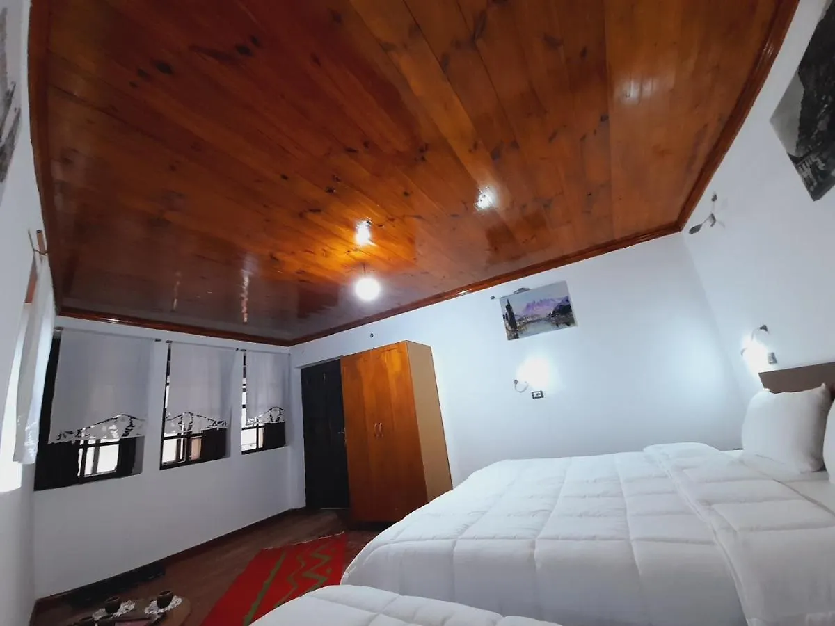 Gorica'S Bridge Hotel Berati 0*,